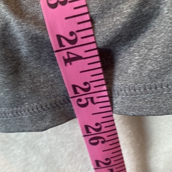 Activewear | Key hole back | Work out | Top - Picture 7 of 10